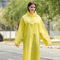 Wielokrotnego użytku Moda EVA Przezroczysty niestandardowy plastikowy płaszcz przeciwdeszczowy Wodoodporny żółty płaszcz przeciwdeszczowy